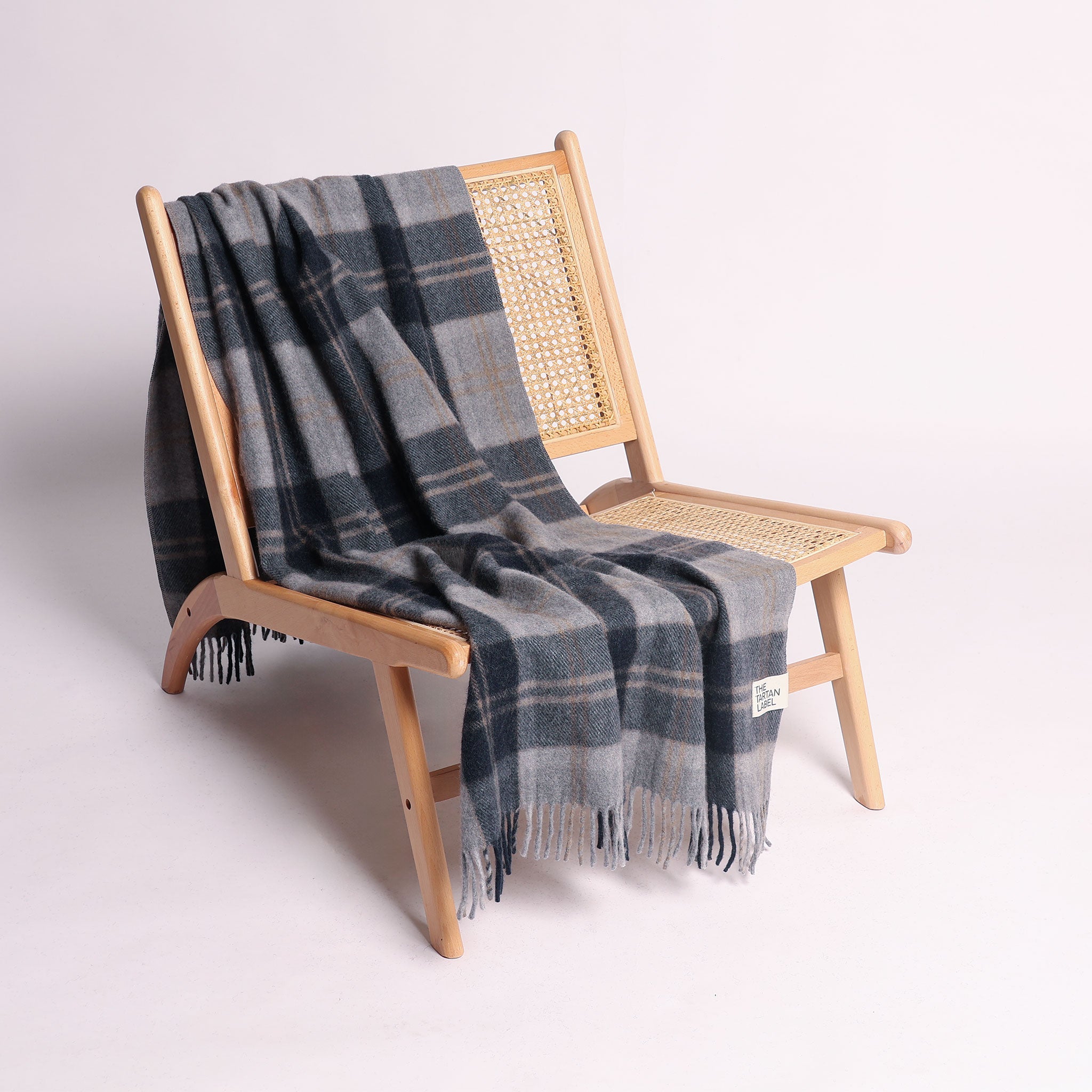 Bannockbane Silver Small Blanket