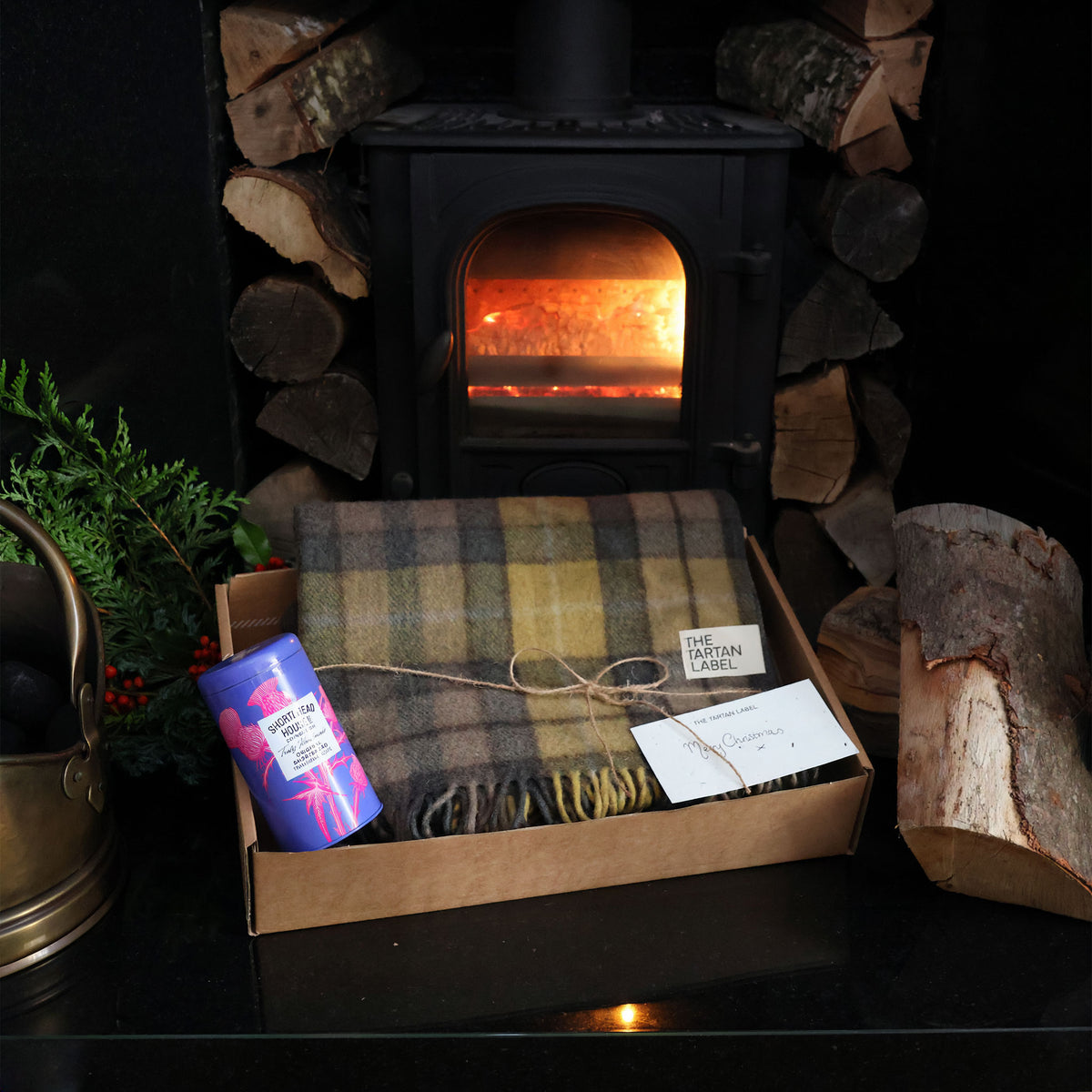 Buchanan Natural Tartan Blanket & Shortbread Gift Set